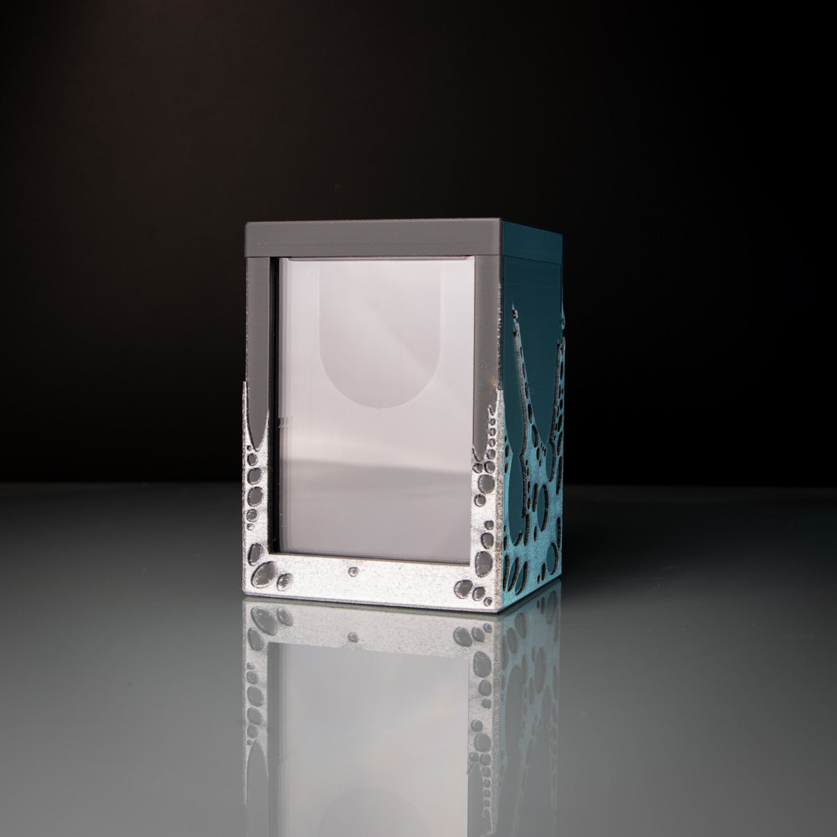 Viktor Wildrune - Deck Box